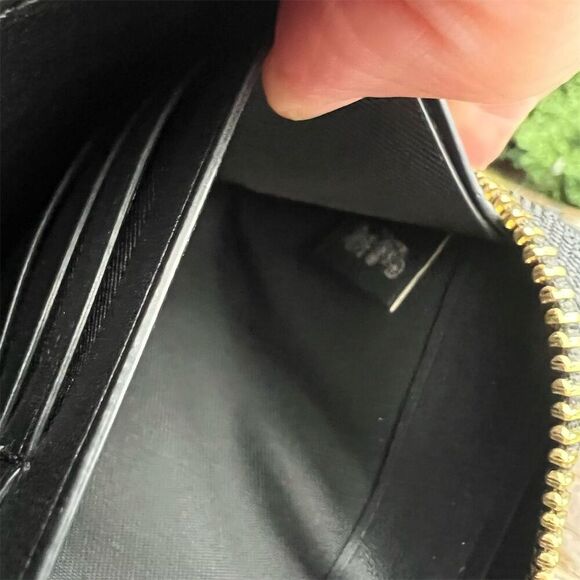 COACH Black Leather Phone Wallet Wristlet with Gold Hardware AUTHENTIC - Picture 9 of 9